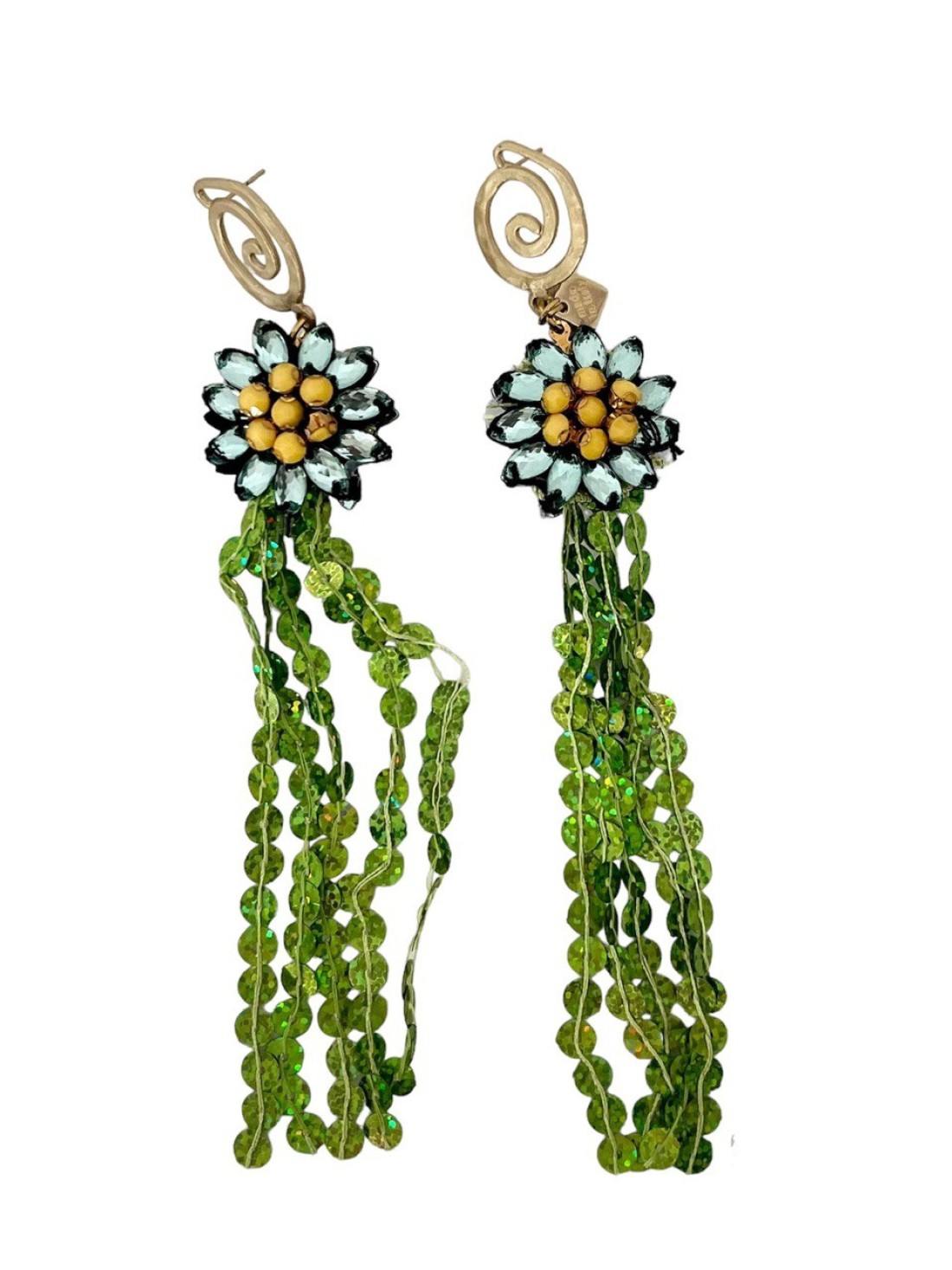 Orecchino fiore e paillettes
