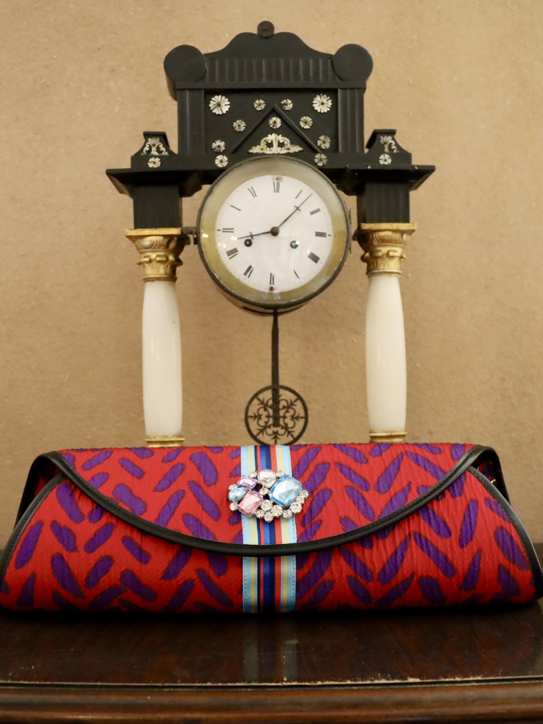 Roll Bag Rosso e Viola con Accessorio Swarovski