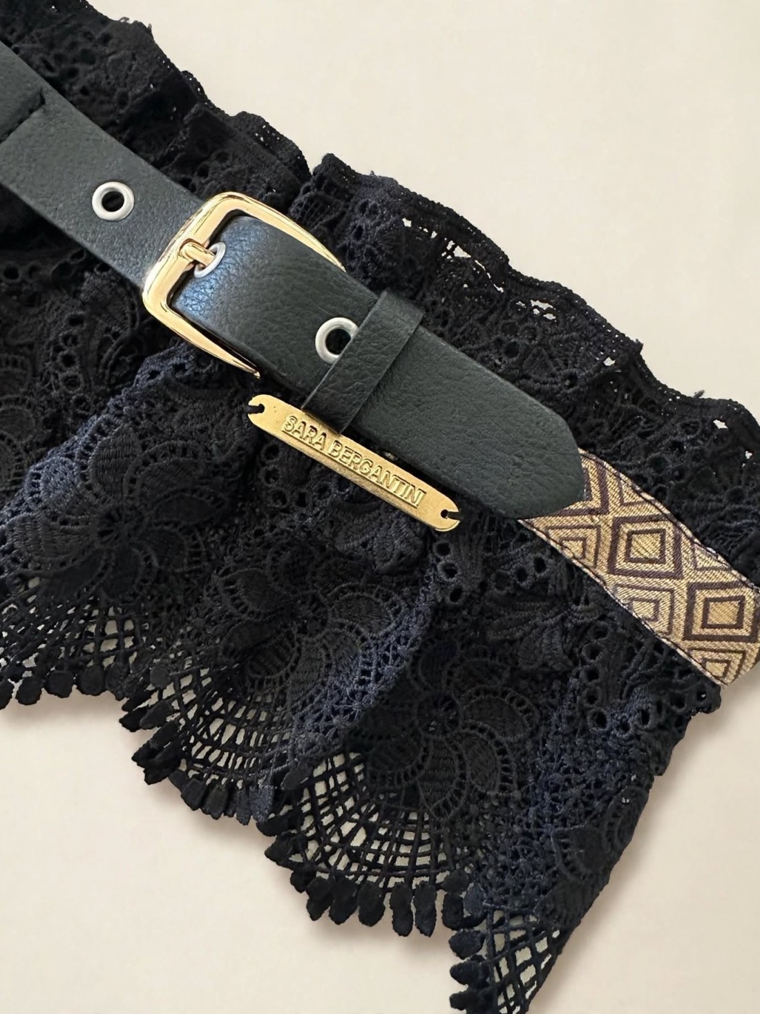 Cintura  geometric rouches